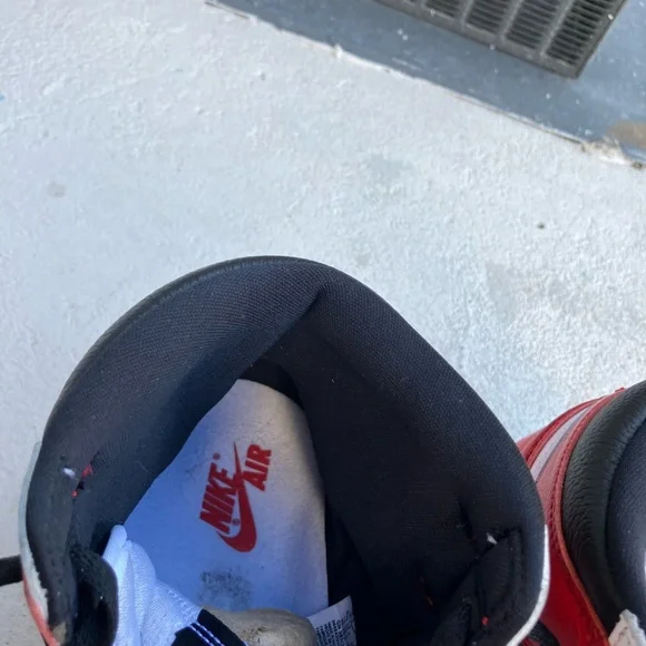 Nike Air Jordan 1 Retro High OG in White and Red - Picture 10 of 12